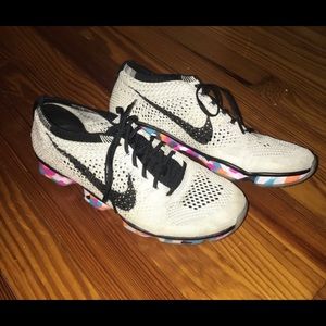 Nike fly knit